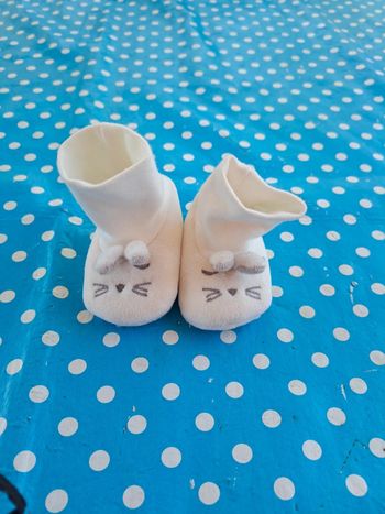 Chausson lapin blanc naissance mixte
