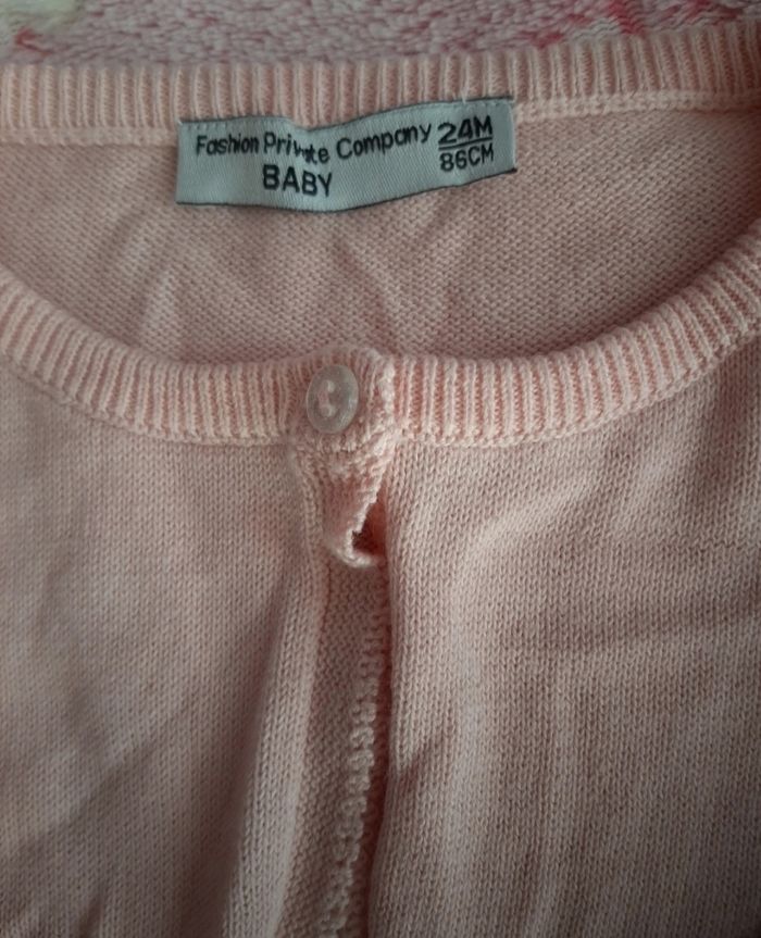 2 gilets boléro 24 mois - photo numéro 2