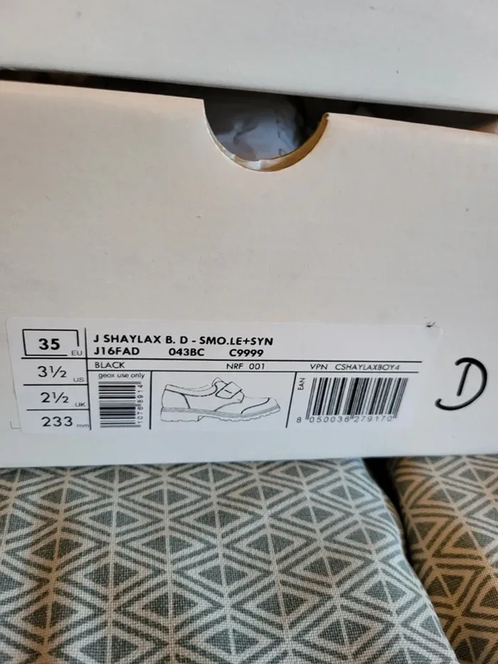 Geox chaussures noire en cuir Taille 35 très bon état - photo numéro 3