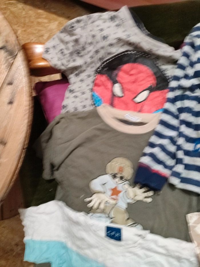 Lot vêtements garçon taille 4 ans - photo numéro 4