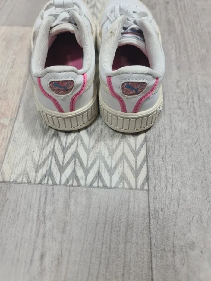 Baskets Puma enfant - Blanc irisé - Taille 28 - photo numéro 3