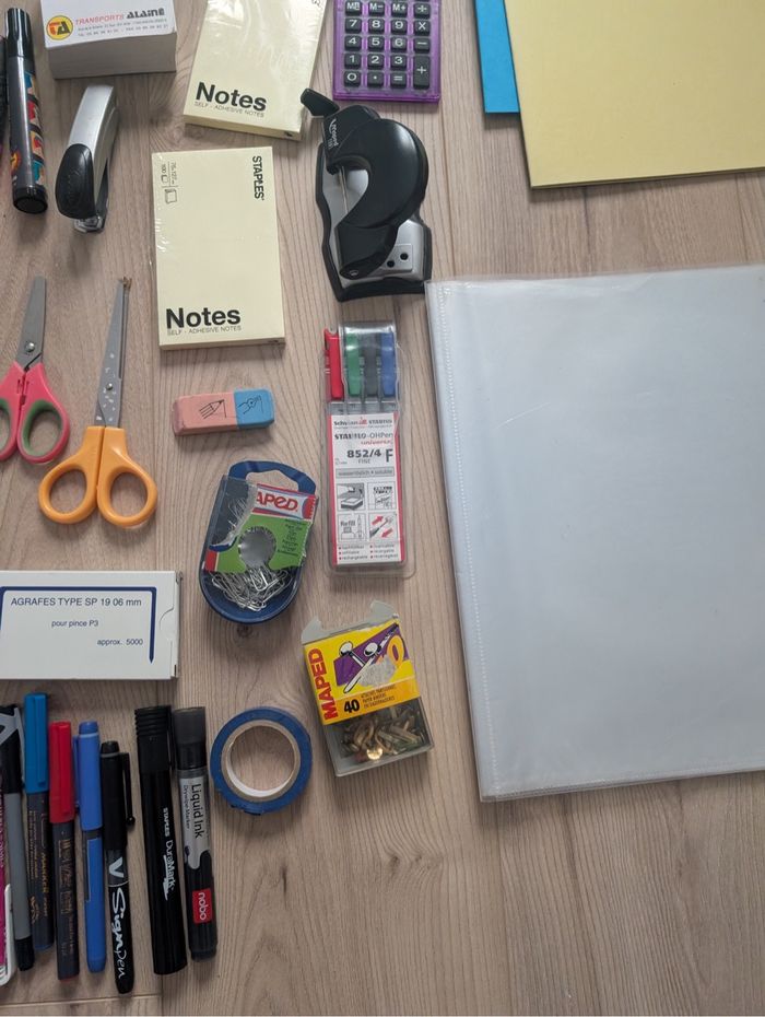 Lot fournitures scolaires - photo numéro 4