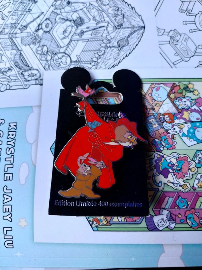 Pins Disney la belle au bois dormant hibou lapin