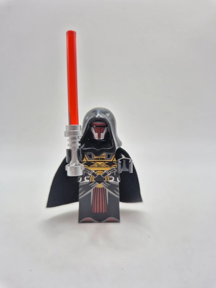 Figurine type lego custom Sith Revan star wars