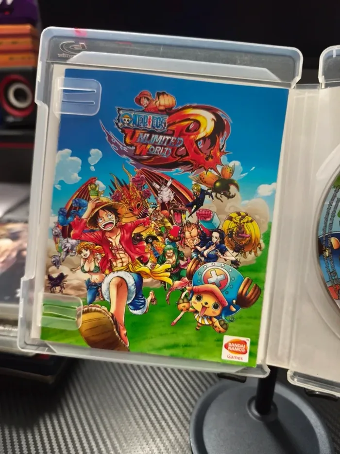 PS3 one piece world red - photo numéro 2
