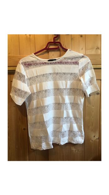 T-shirt dentelle