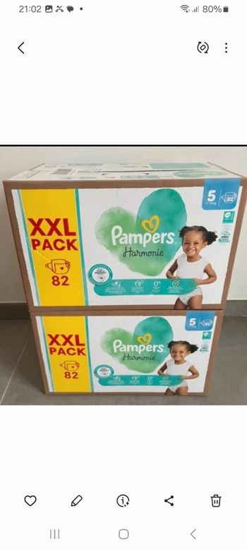 Cartons XXL  couches pampers harmonie taille 5