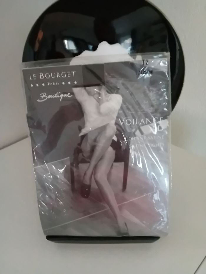 Collant satiné de Le Bourget Neuf