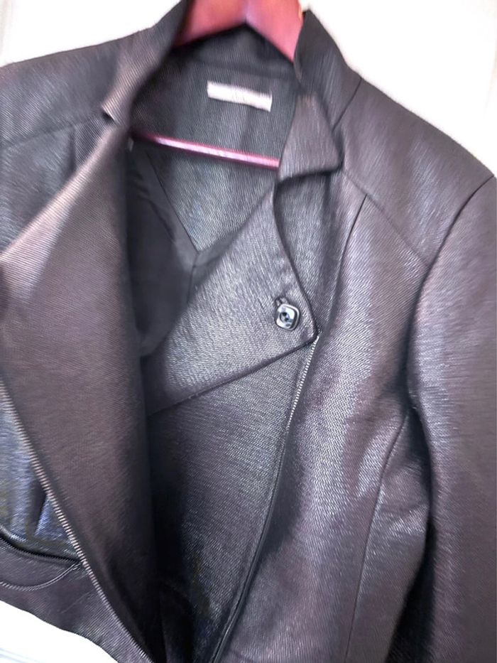 Veste perfecto - photo numéro 2