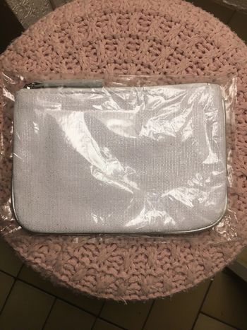 Pochette pailletée