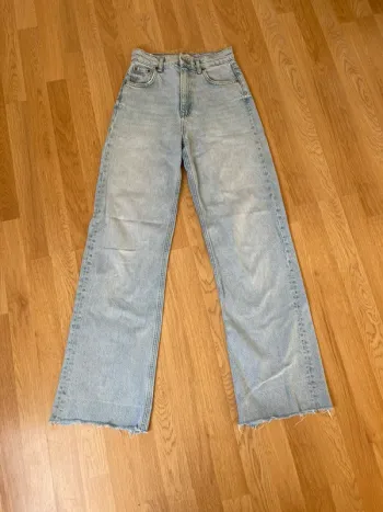 Jean large Zara