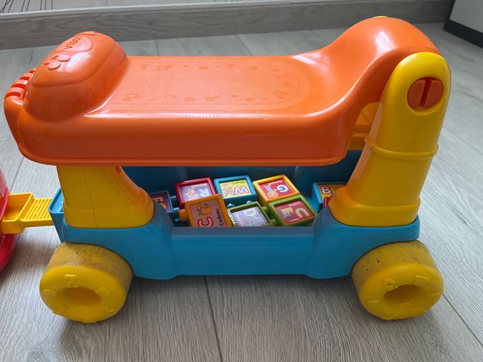 Vends locomotive et1vagon avec des cubes - photo numéro 3