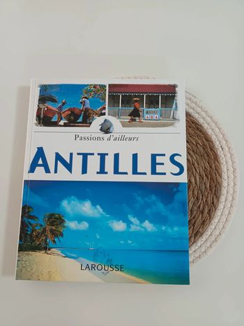 Livre Antilles Larousse Passion d'ailleurs