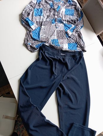 1pantalon + 1haut taille 46 -48