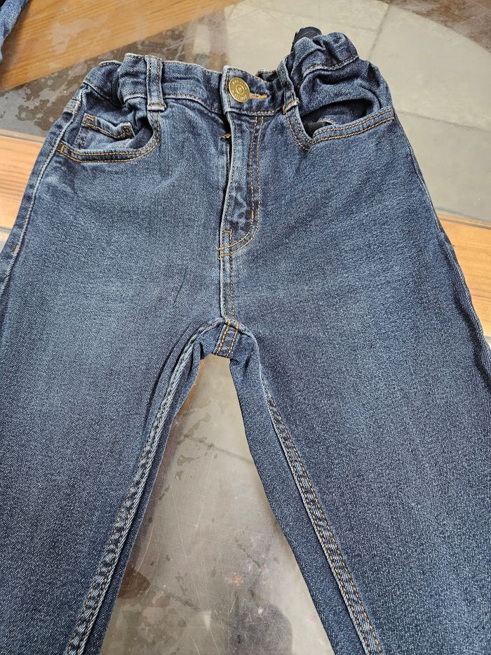 Jean bleus - photo numéro 6