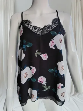 Superbe Débardeur Noir Fleuri, T.S/M