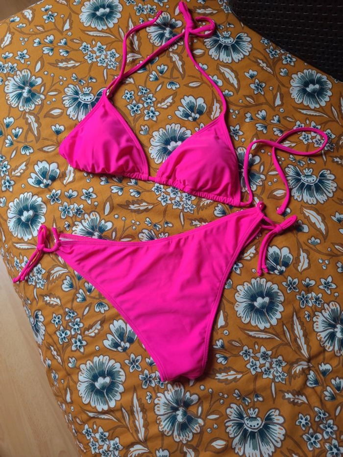 Maillot de bain 2 pièces fushia - photo numéro 3