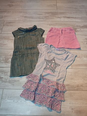 Lot robes et jupes hiver