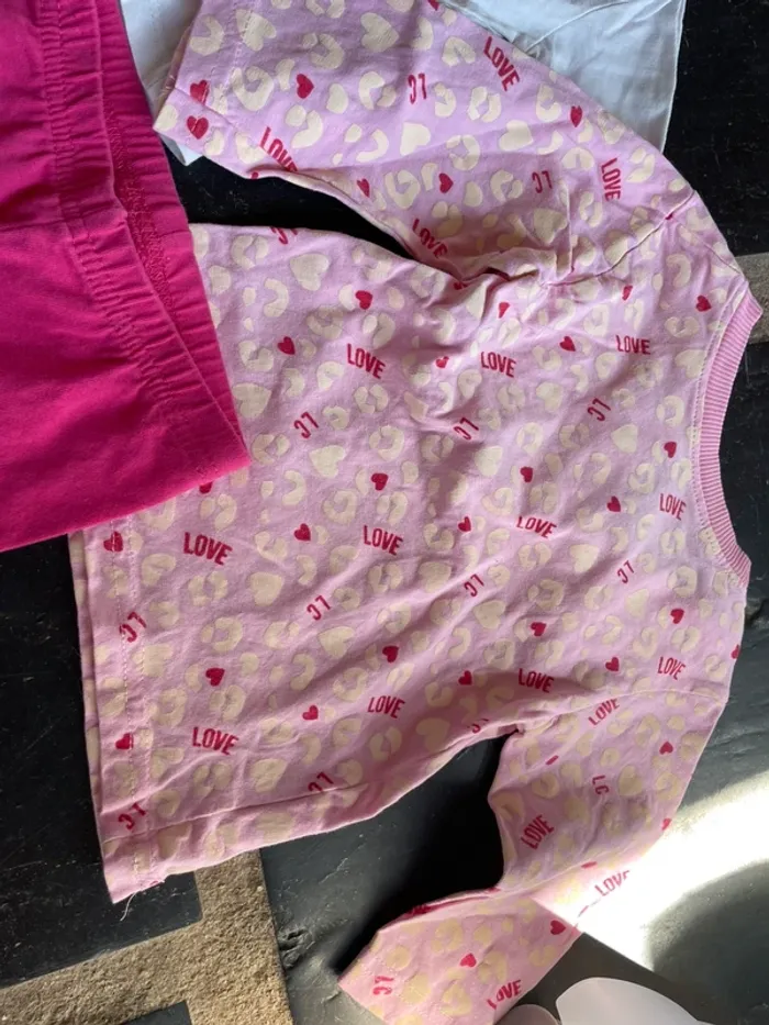 Lot 2 t shirt manches longues et 1 legging 12 mois - photo numéro 3