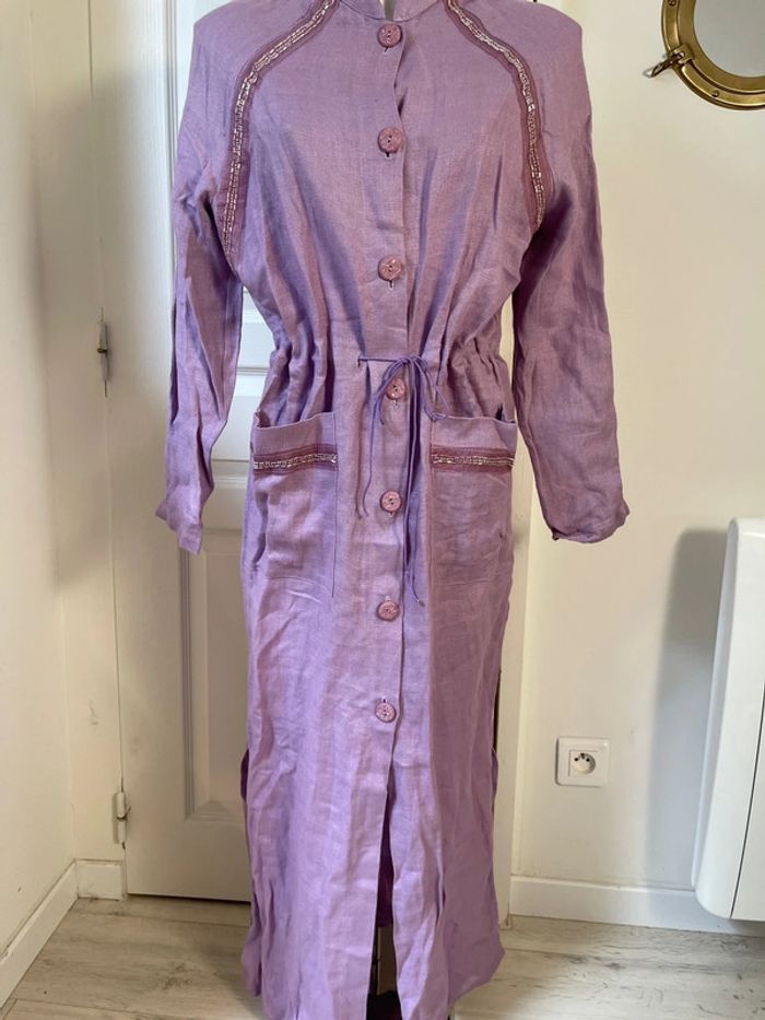 Robe brodée lilas - photo numéro 7