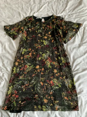 Robe manches courtes