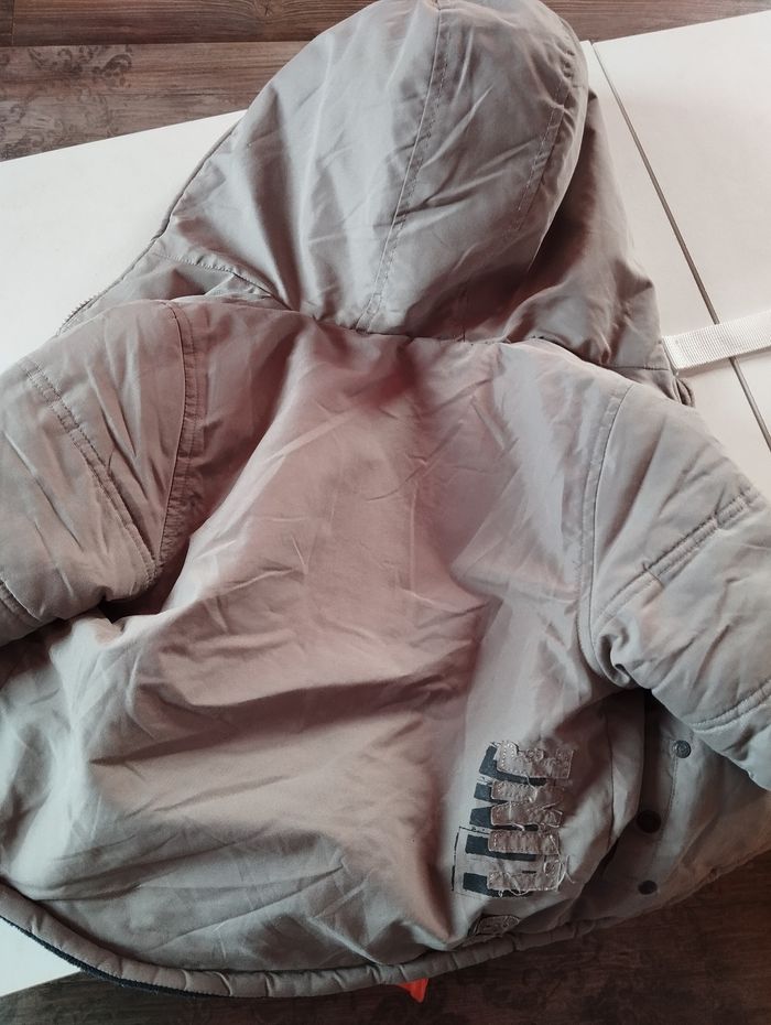 Manteau 12 mois gris - photo numéro 4