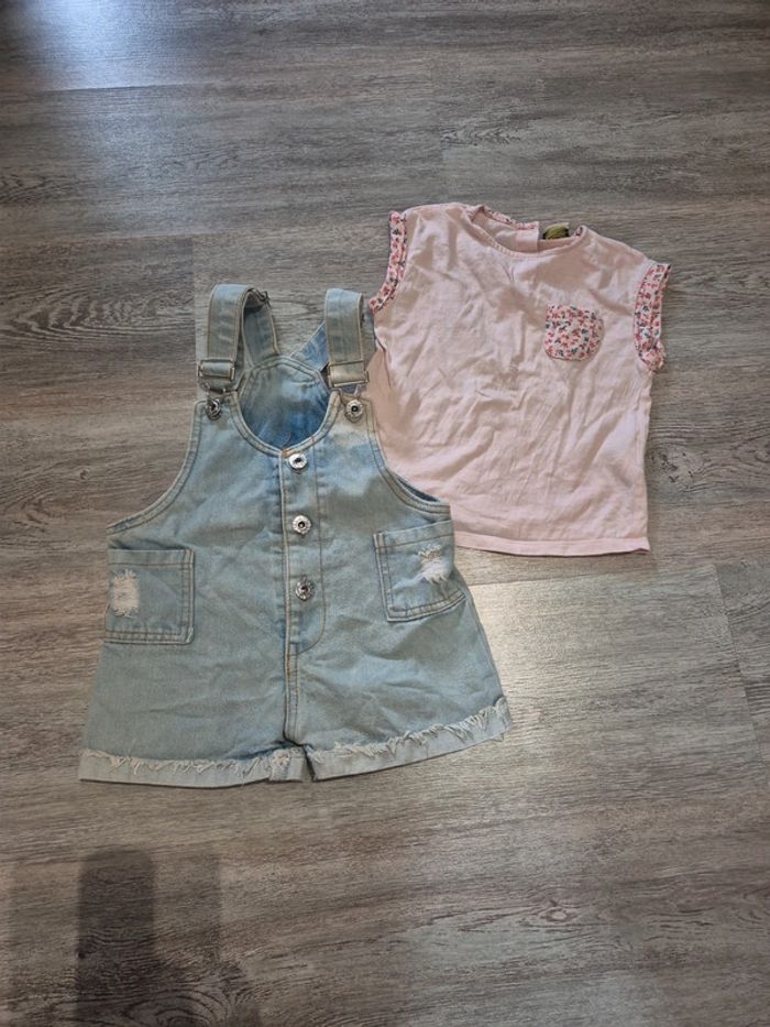 Salopette short destroy et tee shirt à fleurs