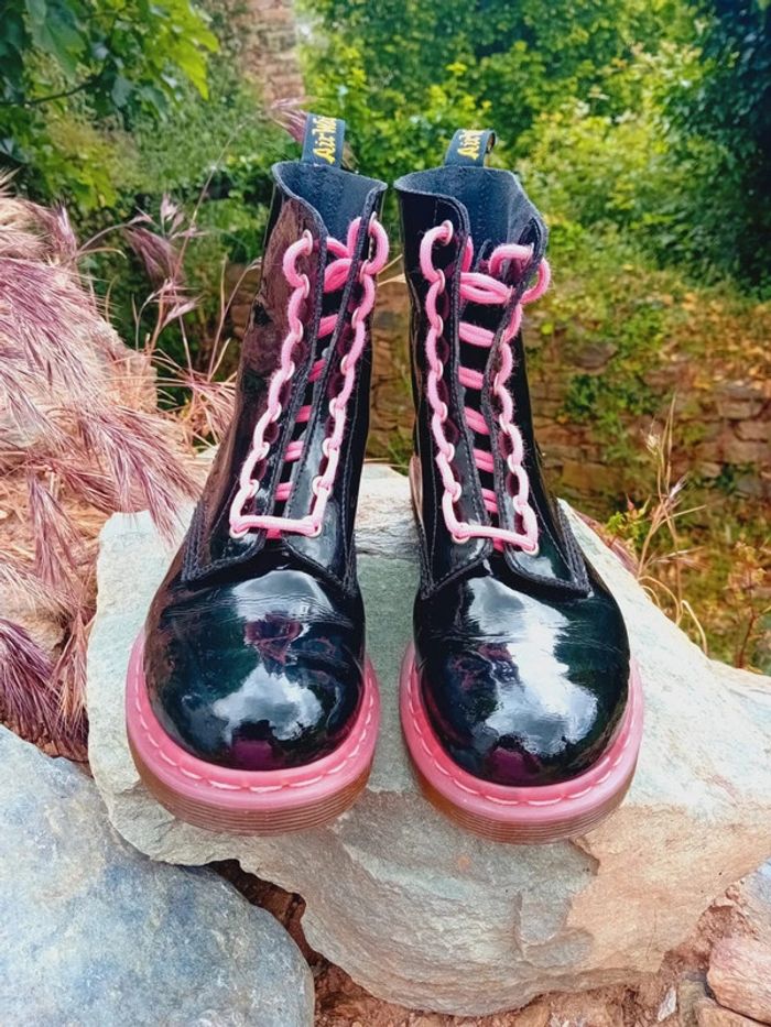 Dr. Martens Pascal vernis noir et rose 39 - photo numéro 8