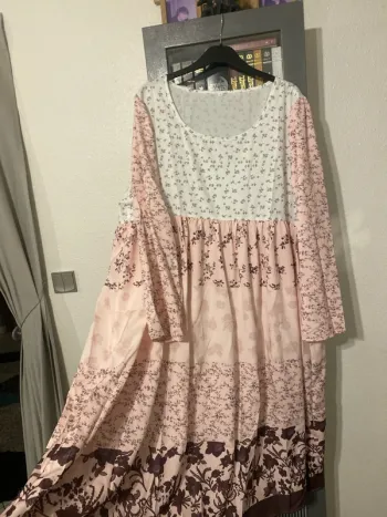 superbe robe longue  bohème rose 4xl = 52/54 neuve