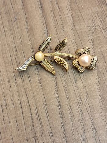 Broche vintage style or de toléde