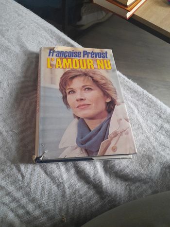Livre l'amour nu
