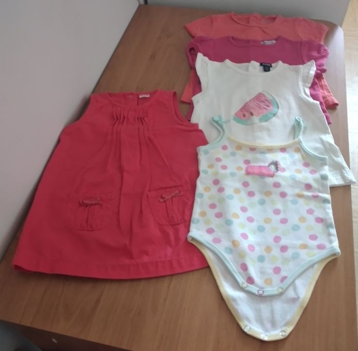 Lot de vêtements 9 mois fille