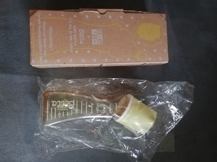 Lot de 2 biberons BONTON anti-colique