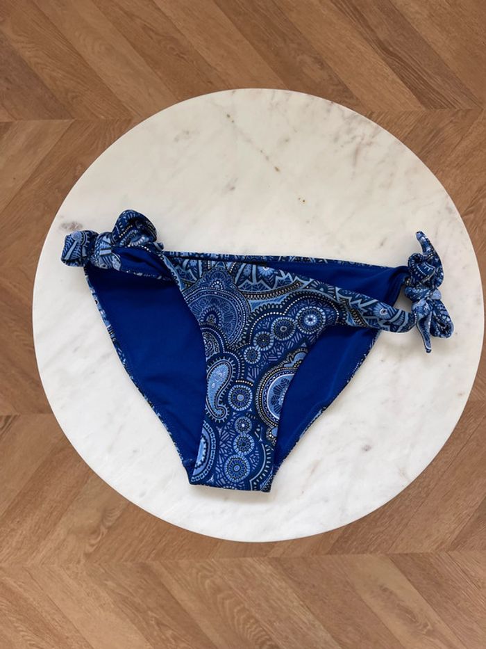 Maillot de bain 2 pièces H&M bleu et blanc - photo numéro 2
