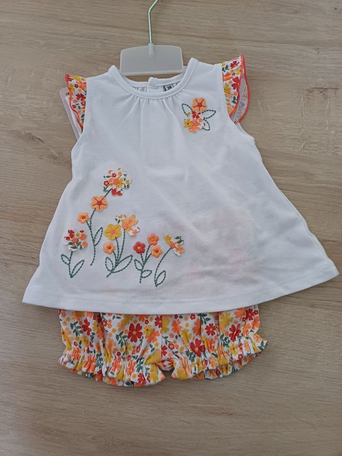 Lot vêtements fille - photo numéro 9