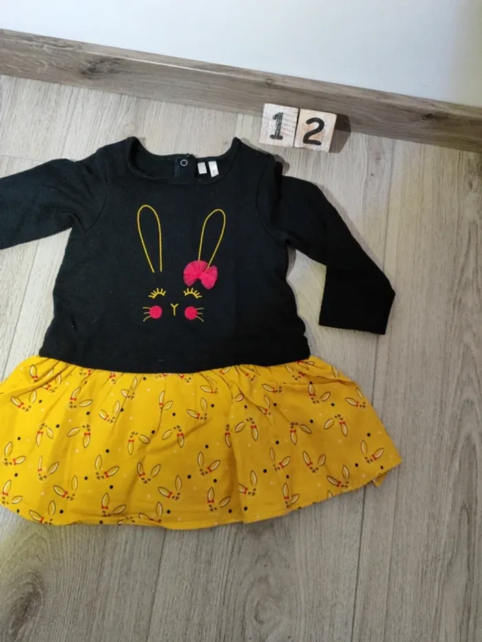 Robe à manches longues lapin. 12 mois - photo numéro 2