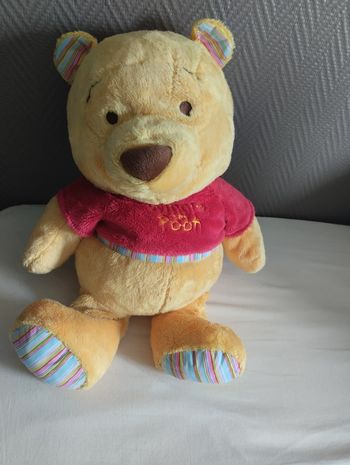 Grande peluche Winnie l'ourson