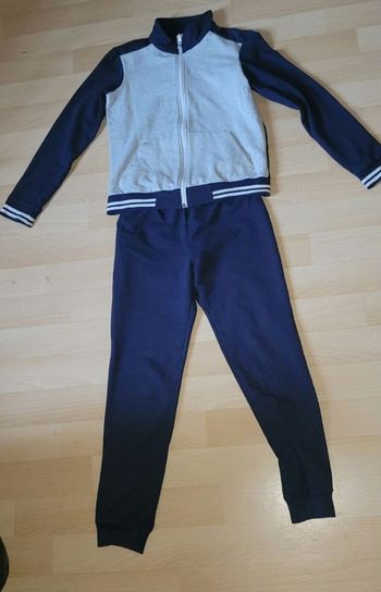 Ensemble survêtement décathlon