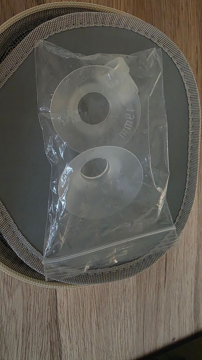 Tire-lait portable M5 Momcozy - photo numéro 7