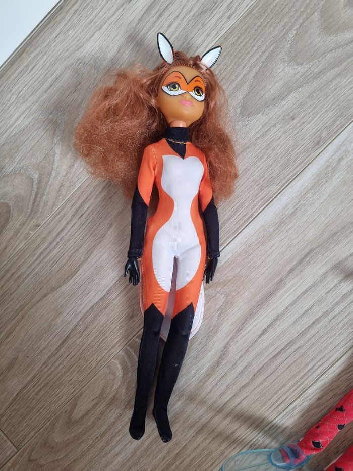 2 poupées miraculous - photo numéro 4