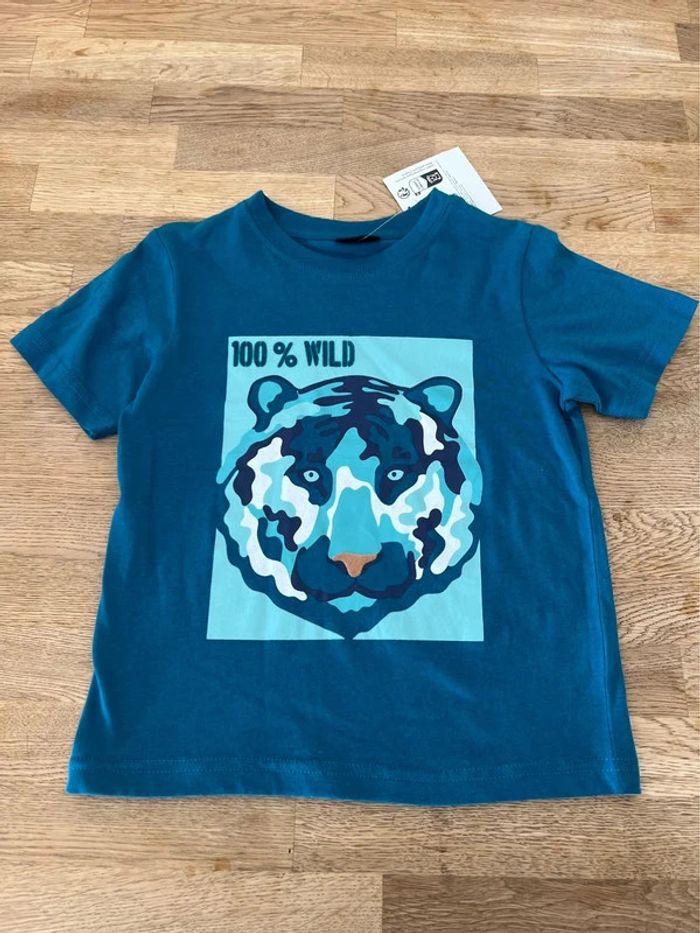 Tee shirt