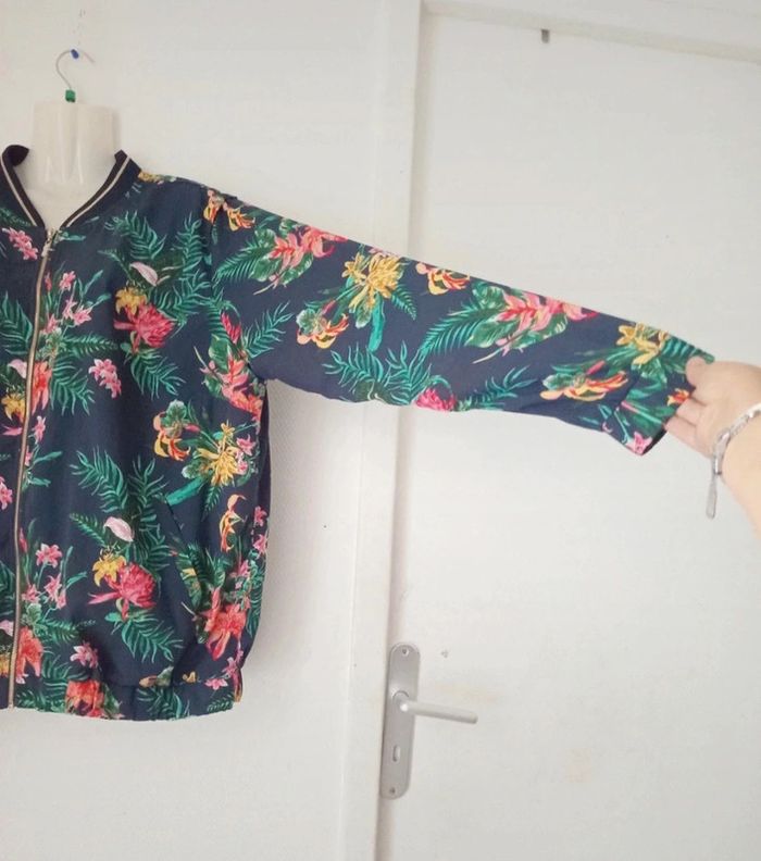 Veste d'été légère à motifs fleurie grande taille femme - photo numéro 2