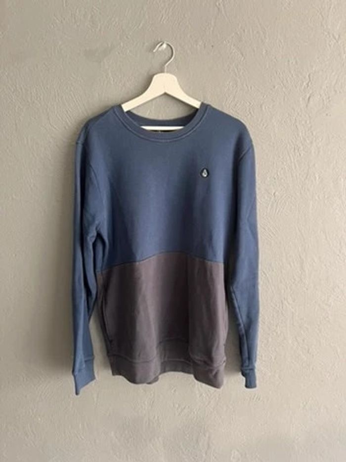 pull volcom