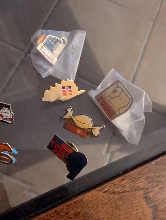 Pin's - photo numéro 2