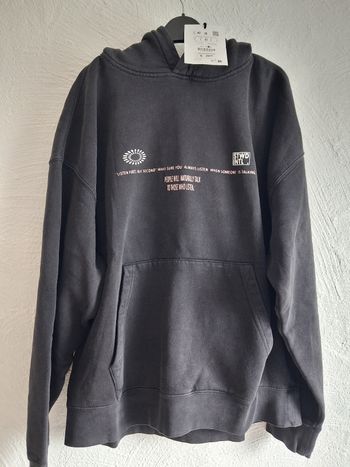 Sweat homme a capuche 