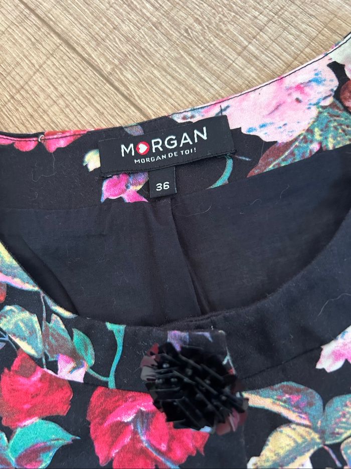 Blouse noire et fleurie à manches courtes Morgan taille 36 TBE - photo numéro 9