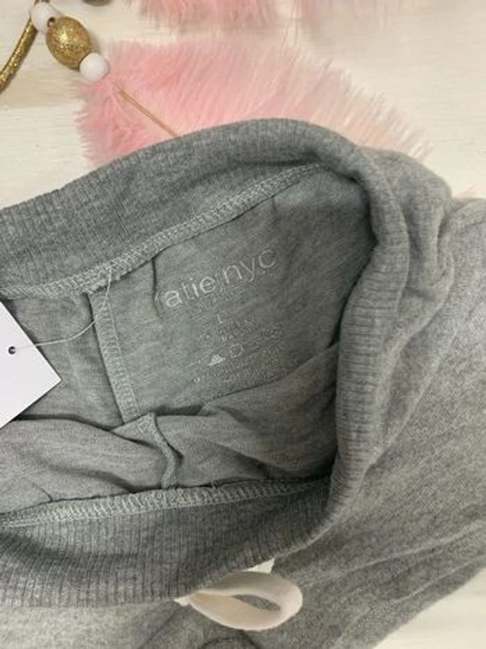 Short fille (neuf) Taille 6-7ans - photo numéro 3