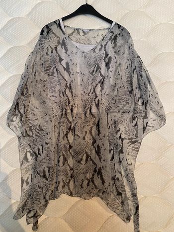 Blouse de plage léopard