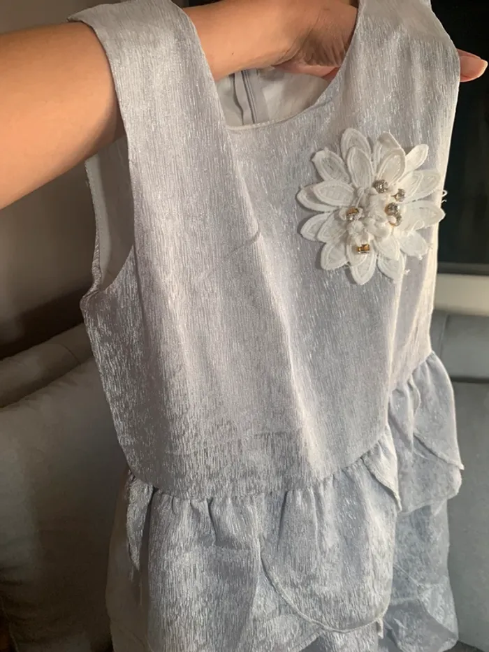 Robe de fête grise - photo numéro 2