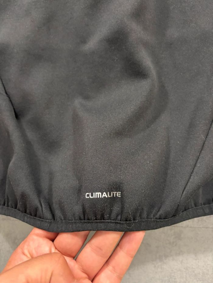 Veste adidas noir et rouge Taille 12 ans - photo numéro 7